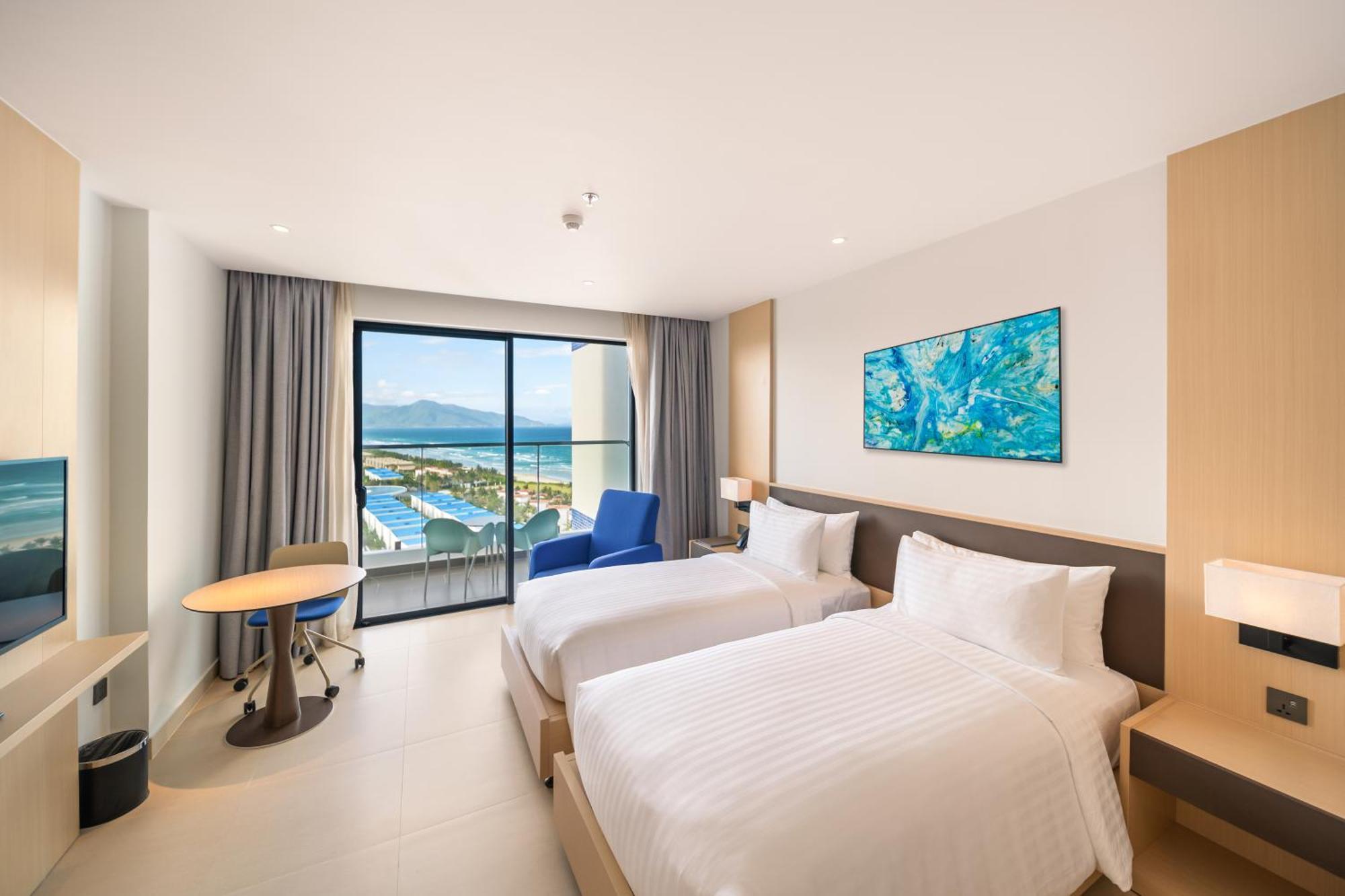 The Empyrean Cam Ranh Beach Resort Экстерьер фото
